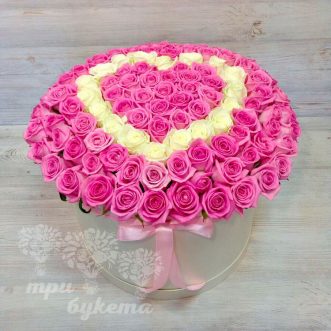 Сердце из 101 розовой розы